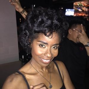 Meet your Posher, Dana